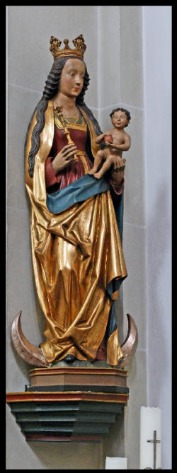 AltarraumMutterGottes.jpg (203095 Byte)