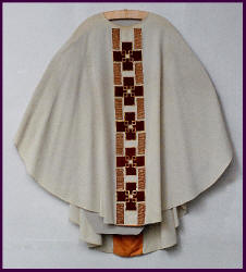 OrnamentAufHellVorne.jpg (296737 Byte)