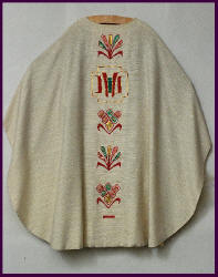 OrnamentAufHellHinten.jpg (281740 Byte)