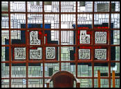 SakristeiGlaswand.jpg (478097 Byte)